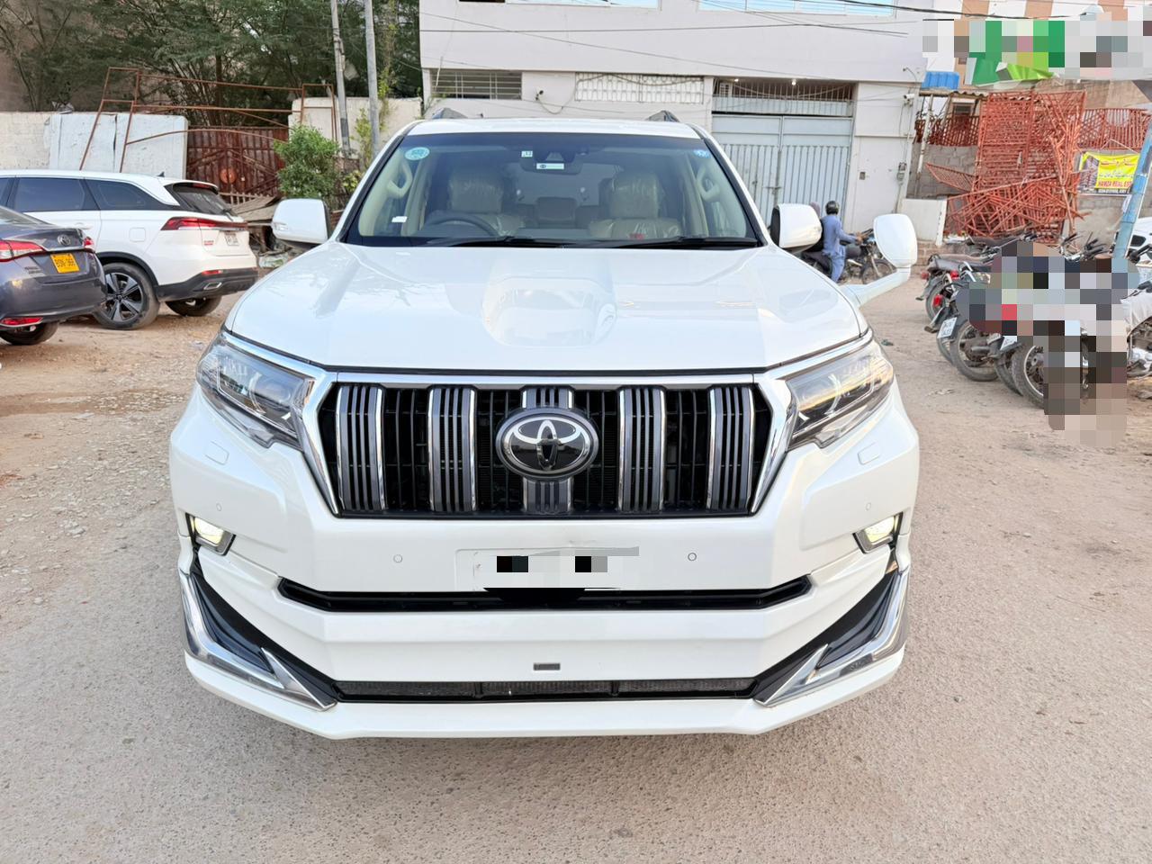 Toyota prado txl