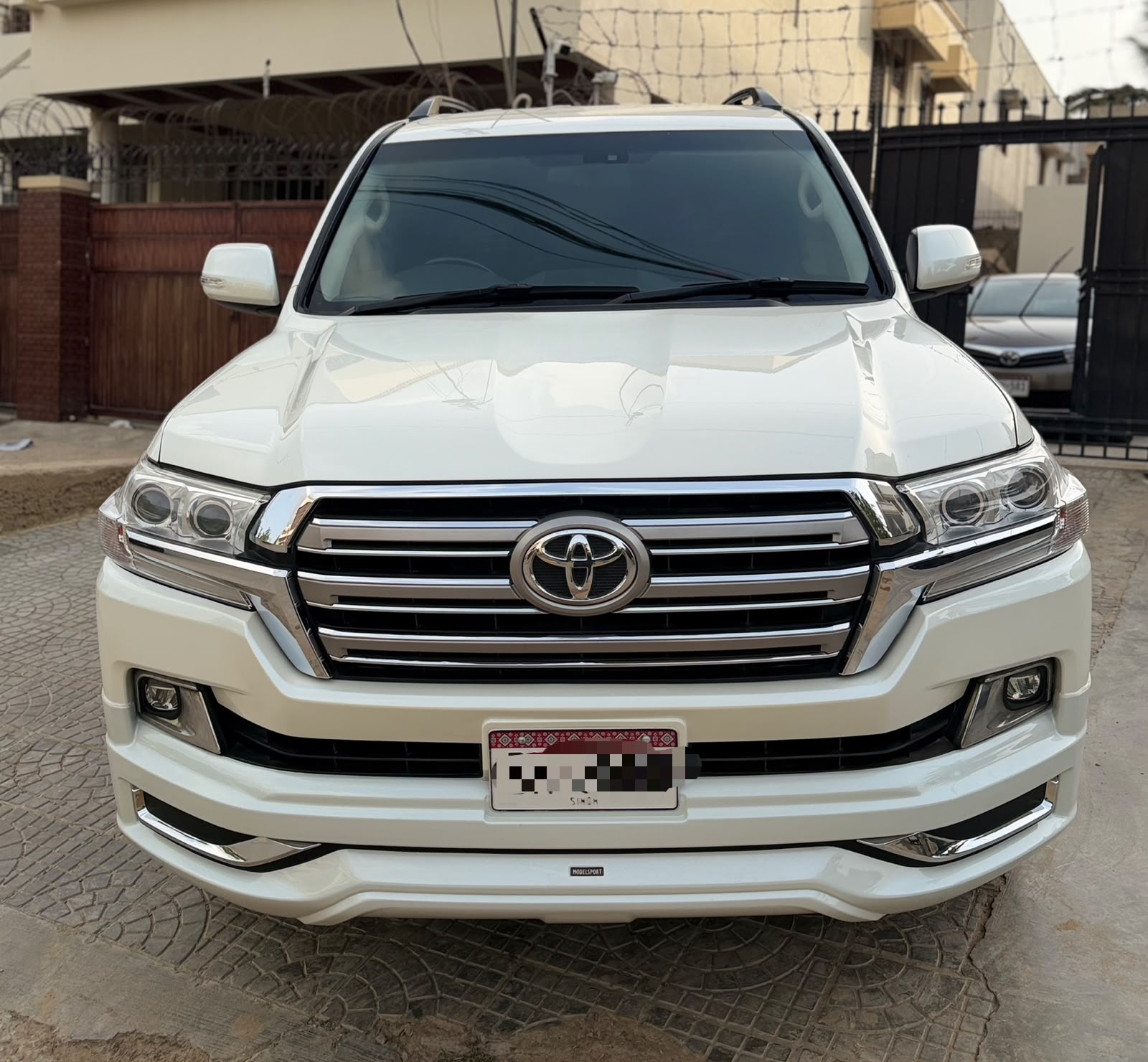 Toyota LANDCRUISER AX