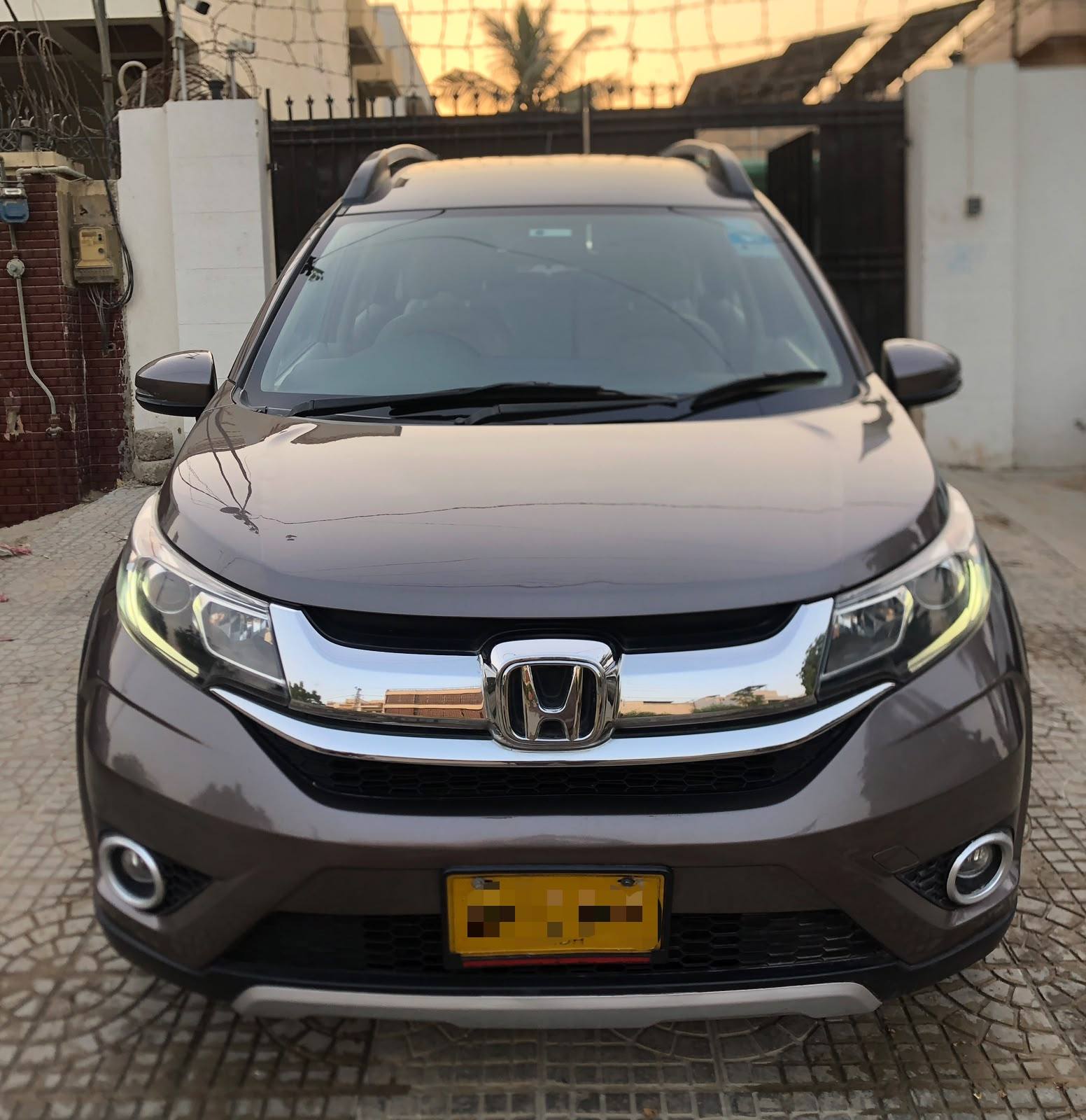 Honda BrV S 2018 for sale in Karachi — Eastern Cars